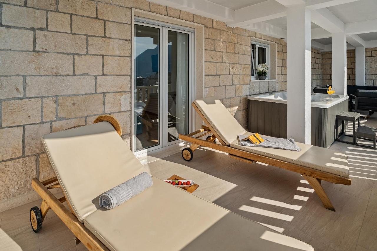 Apartmani Marko Omiš Zewnętrze zdjęcie