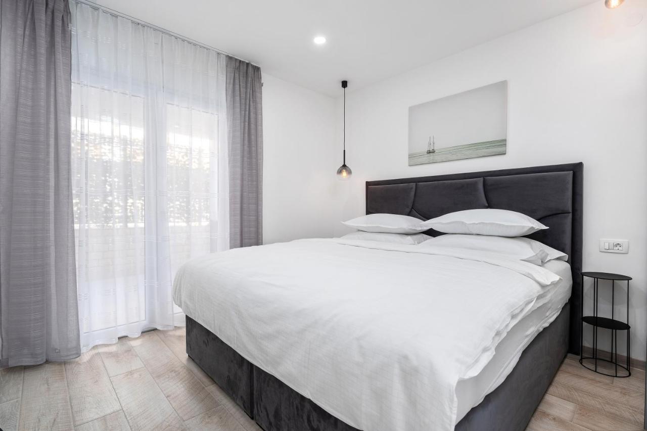 Apartmani Marko Omiš Zewnętrze zdjęcie