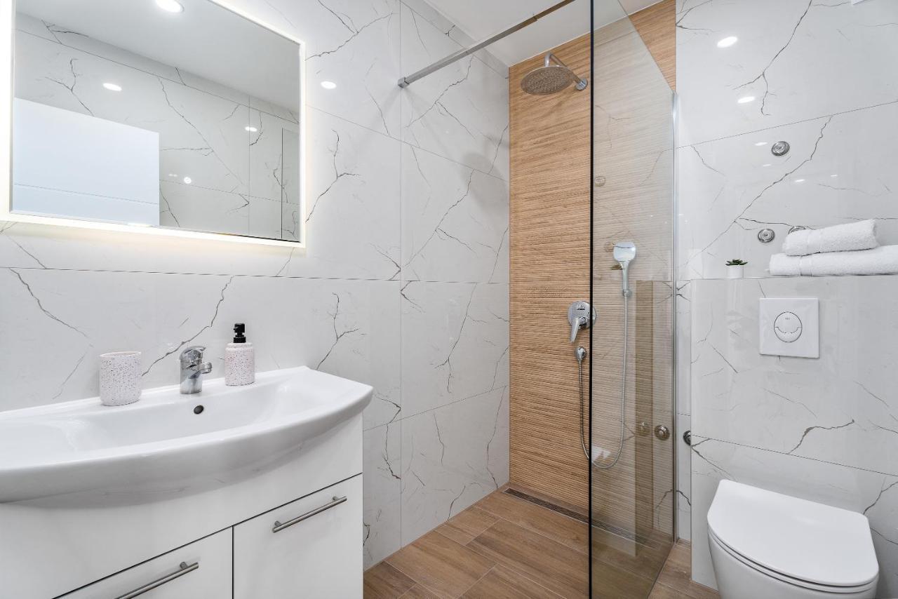 Apartmani Marko Omiš Zewnętrze zdjęcie