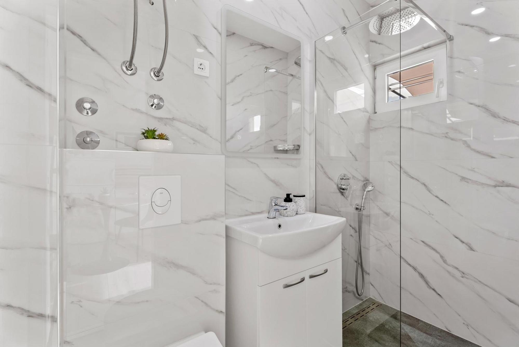 Apartmani Marko Omiš Zewnętrze zdjęcie
